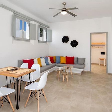 Pýrgos Astivi Santorini Apartments מראה חיצוני תמונה