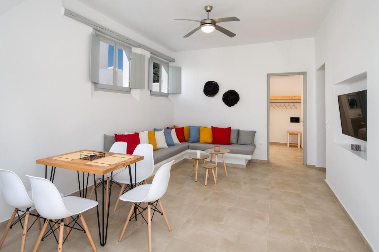 Pýrgos Astivi Santorini Apartments מראה חיצוני תמונה
